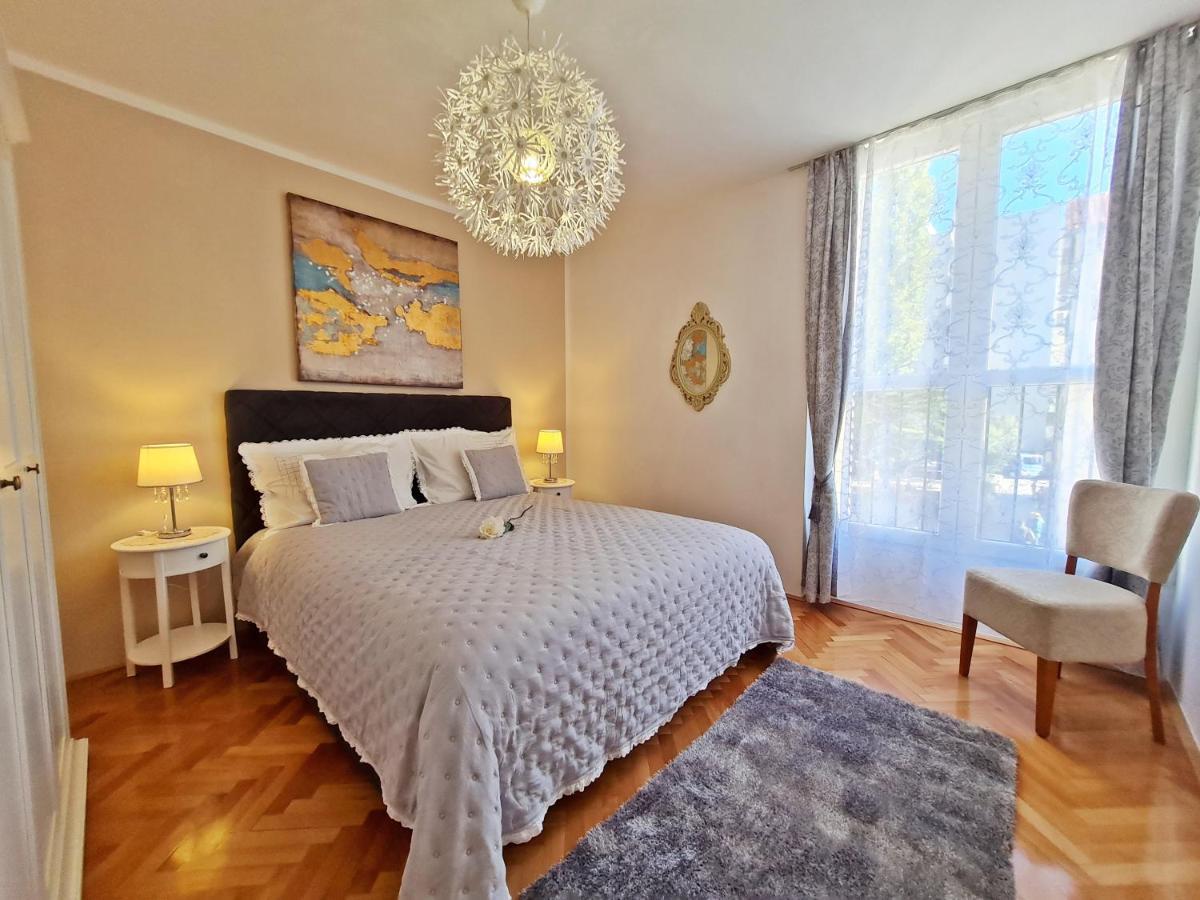 Beach Apartment Ivana Omiš Kültér fotó