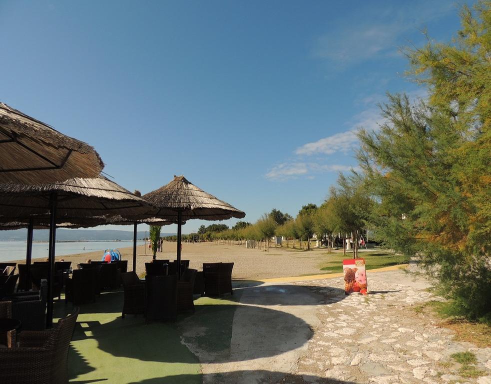 Beach Apartment Ivana Omiš Kültér fotó